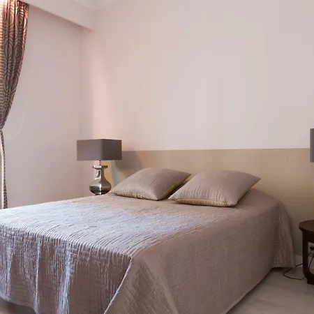 Spacious Luxury 160m2 Apartment Cannes