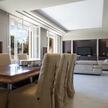 Spacious Luxury 160m2 *